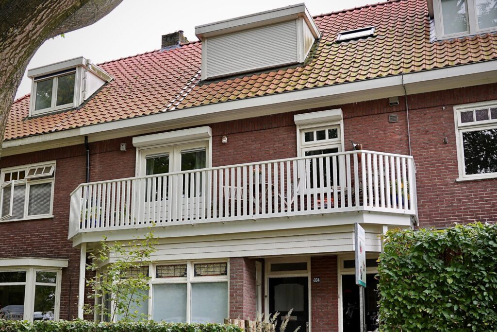 Hekwerk door J&J Metaal in Nijmegen door Bouwbedrijf Geluk